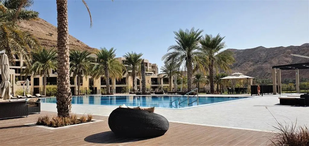 ONE Elegant Apartment in Muscat Bay 01