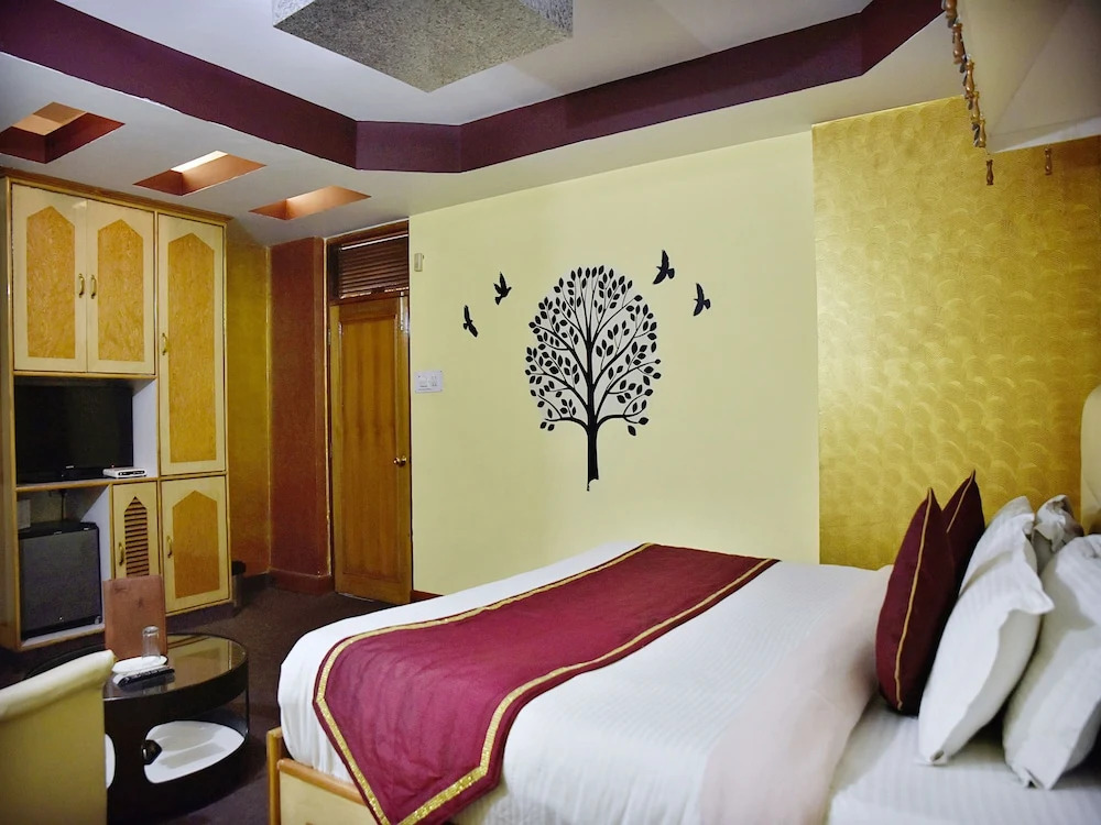 OYO 3361 Hotel Kapital