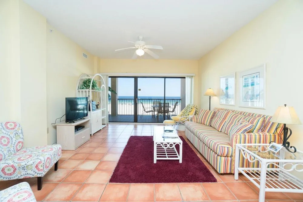 The Palms 202 Apartment 3