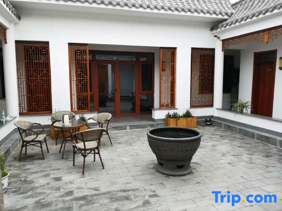 Qingshuiyuan Guesthouse