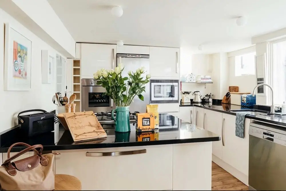 6 Barnoon Terrace