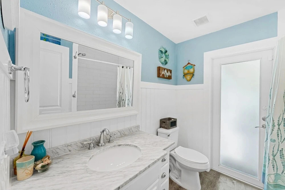 4822 Fairview Dr