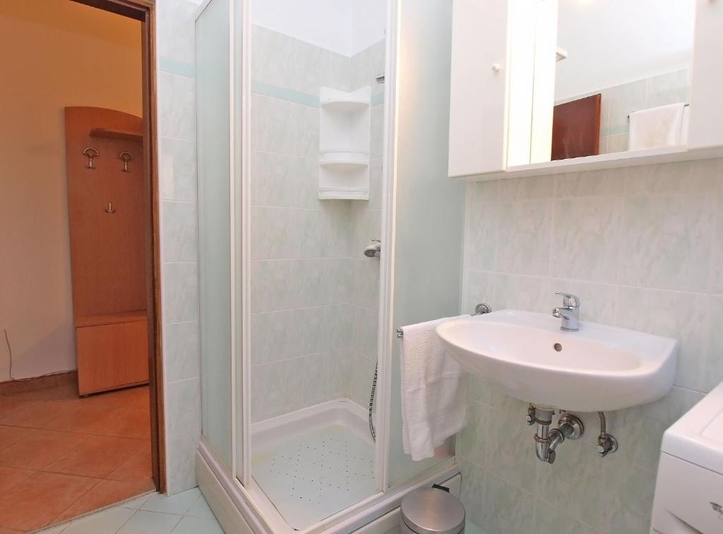 Apartment 1136