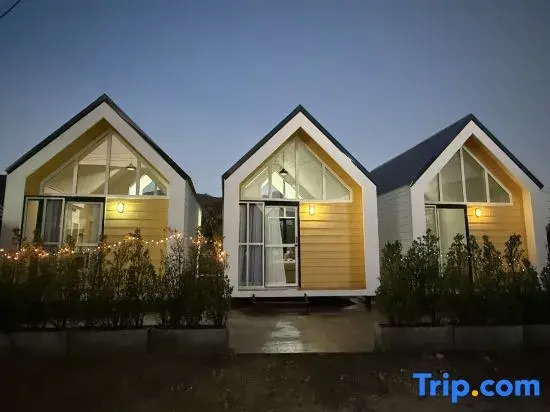 Nicha villa riverfront Thaton