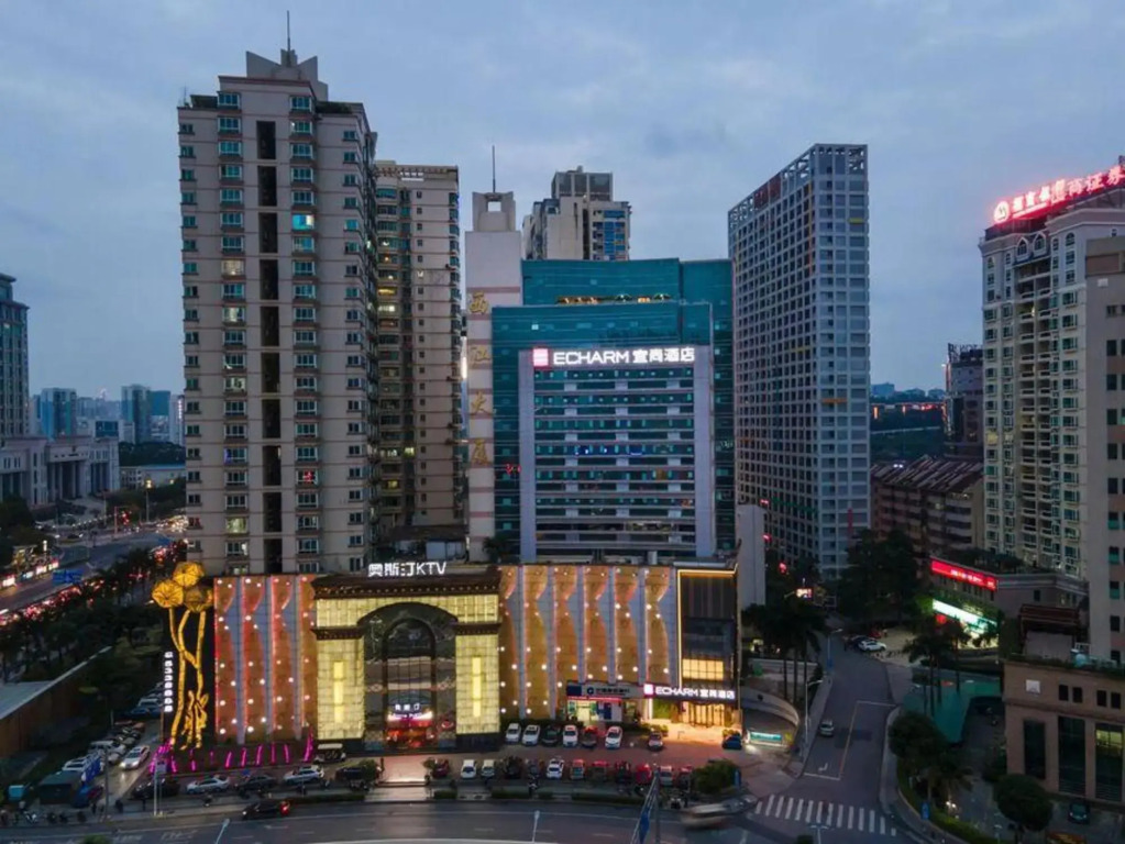 Echarm Hotel (Nanning Convention Center Jinhu Square Subway Station)