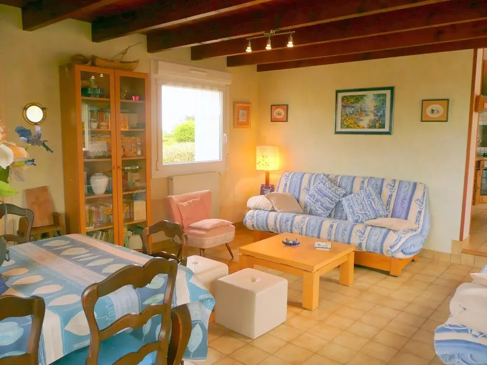 Chalet in Aber Wrach near Sandy Beaches