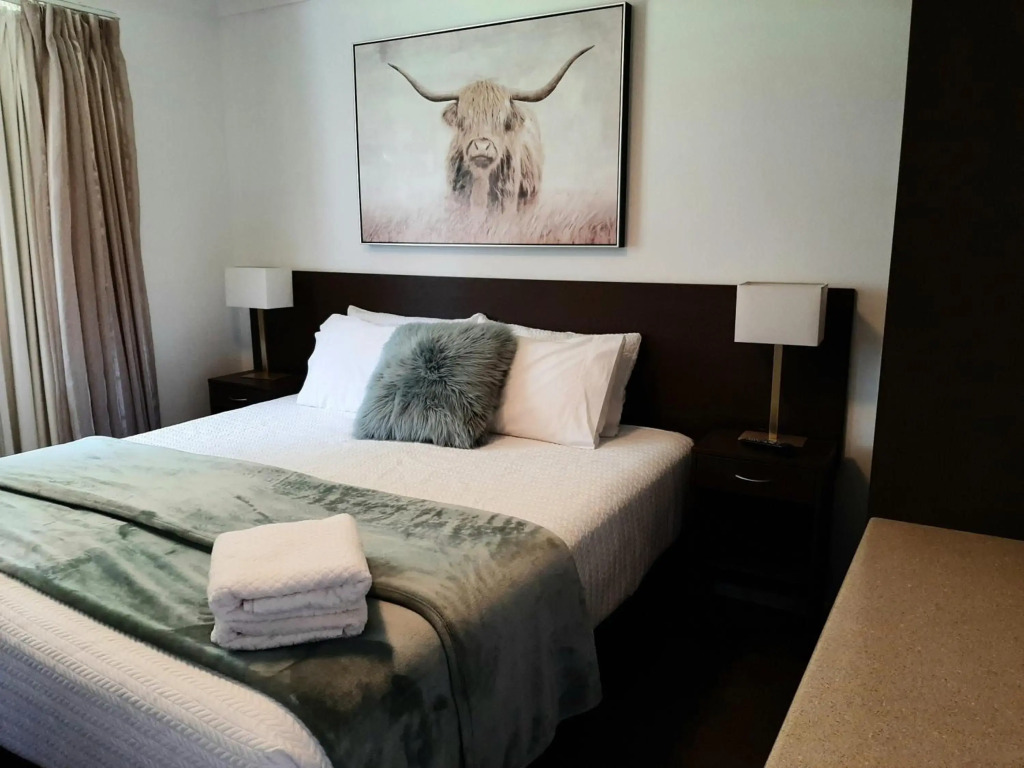 Tourist Road - 2 Bedroom Unit - WiFi