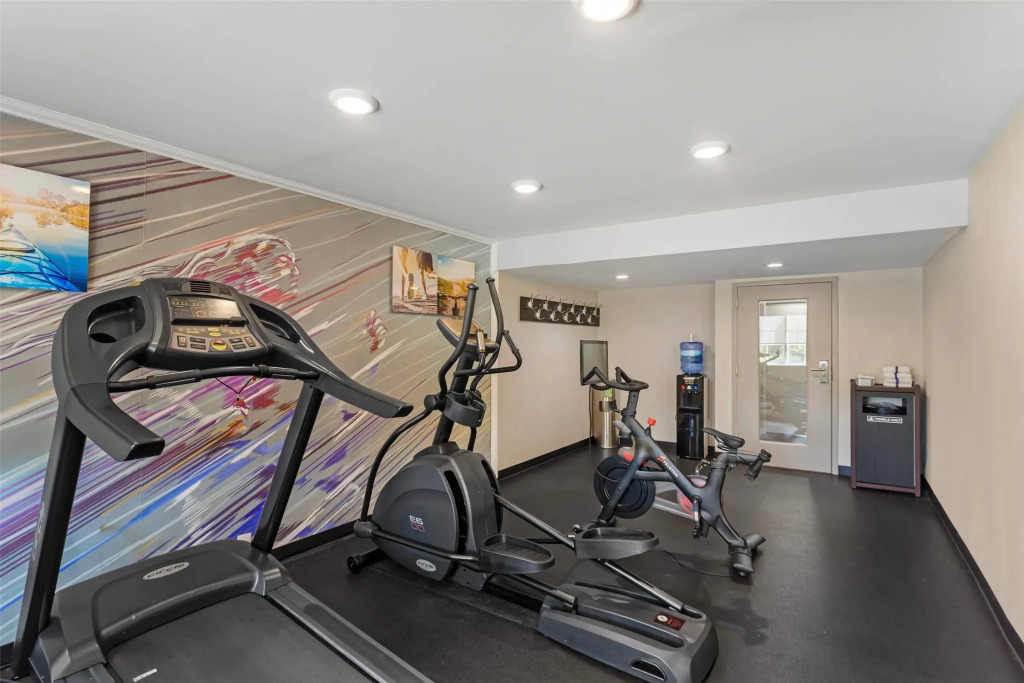 Comfort Inn & Suites Pottstown Eastern Gateway