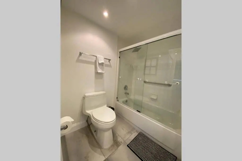 Yacht Club at Aventura 2 Bed 2 bath Luxurius Cozy Brand New 2020