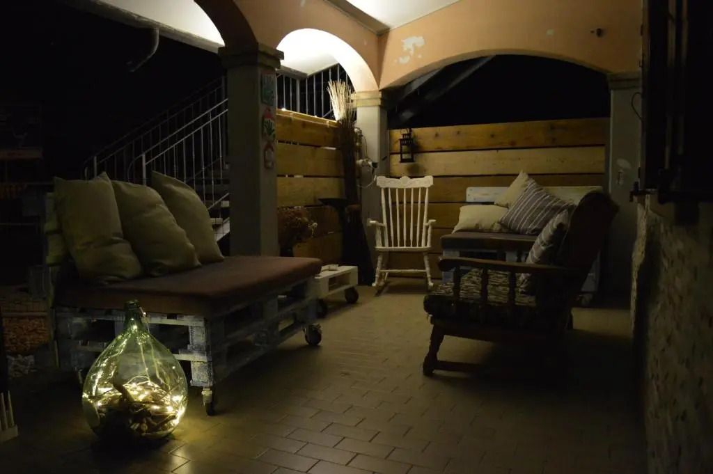 B&B LELLA