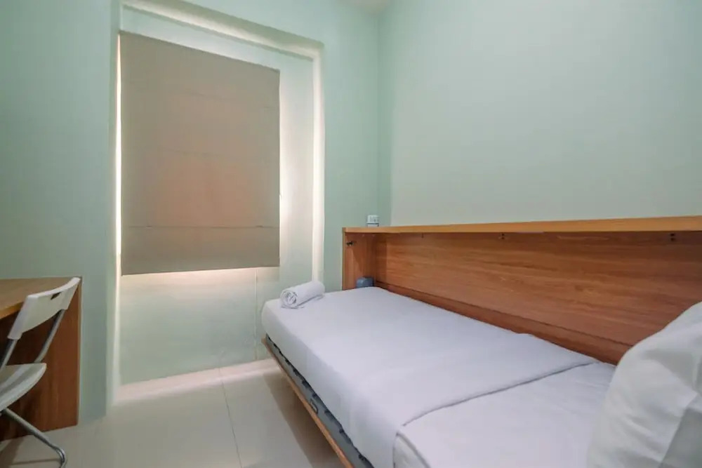 Trendy Connecting Mall 2BR Green Pramuka Apartment
