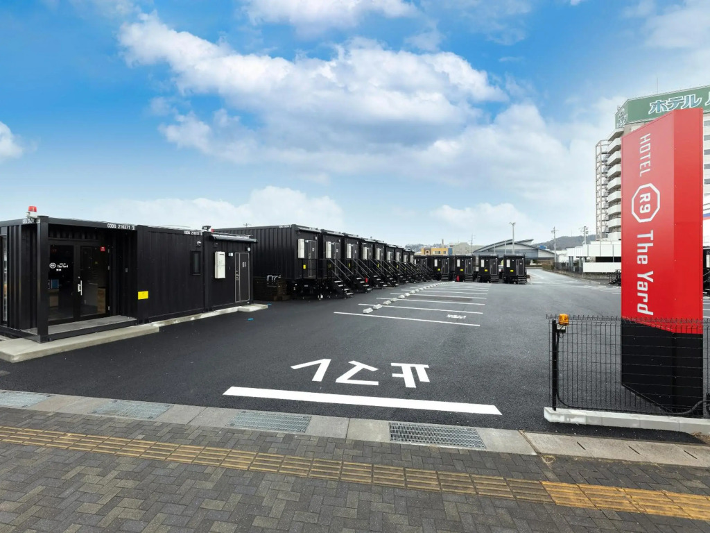 HOTEL R9 The Yard Enabekkan