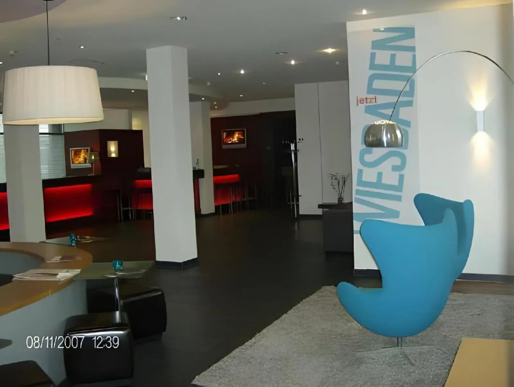 Motel One Frankfurt-Airport