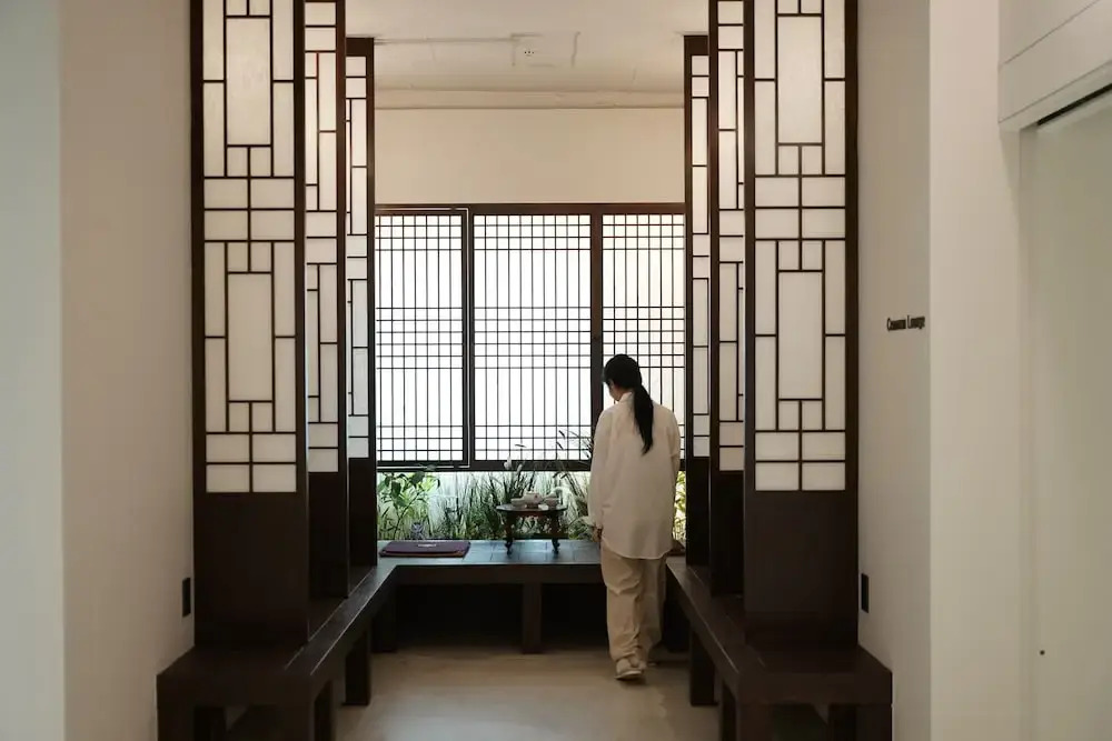 D A L Premium Capsule Hotel