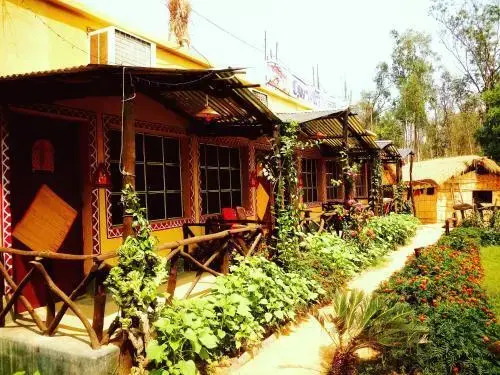 Roshnai Village Resort