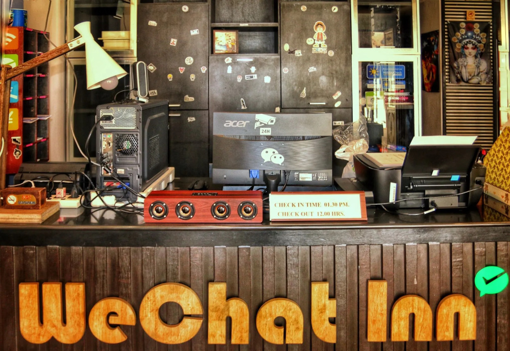 We Chat Inn