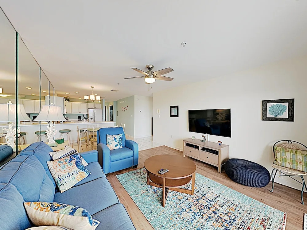 New Listing! Heron Harbor Haven W/ Pools & Tennis 2 Bedroom Condo