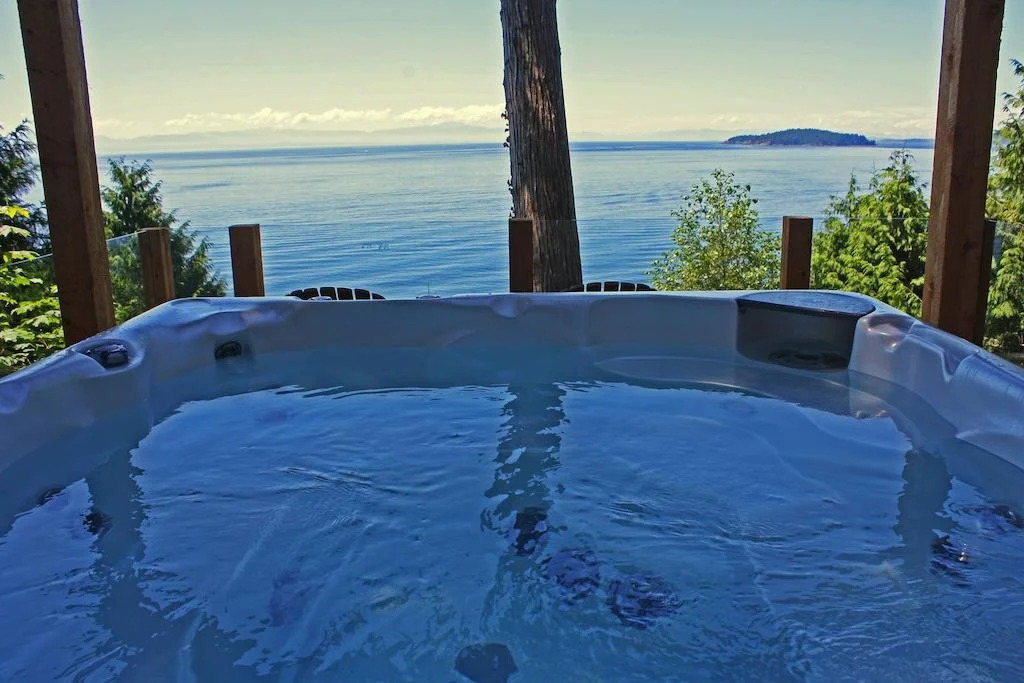 Beachside by the Bay Waterfront Suites