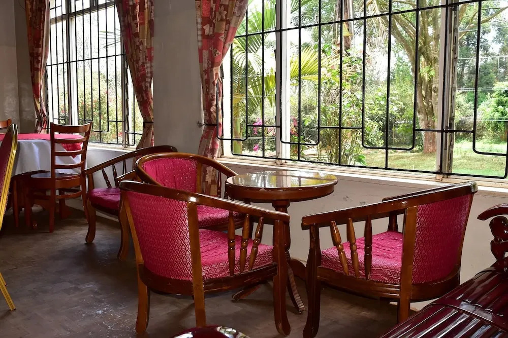 Afrique Paradise Hotel