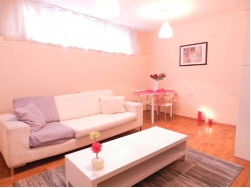 Rental House Bakirkoy Family