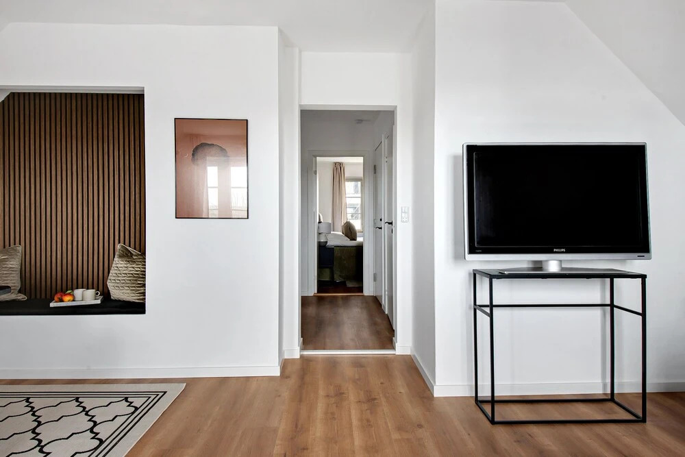 Charm 2 - Great 2-bdr Apt With Shared Garden and Balcony