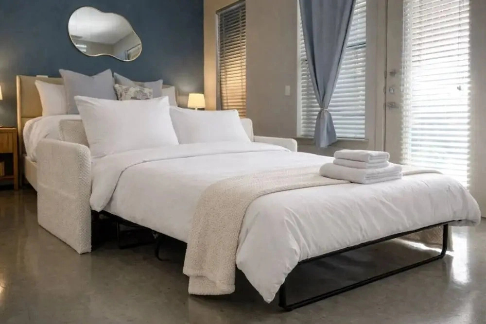 Elegant Std Retreat w/ King & Full BED + Pool&gym