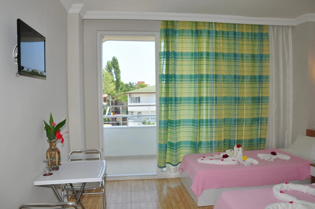 Önder Yıldız Hotel