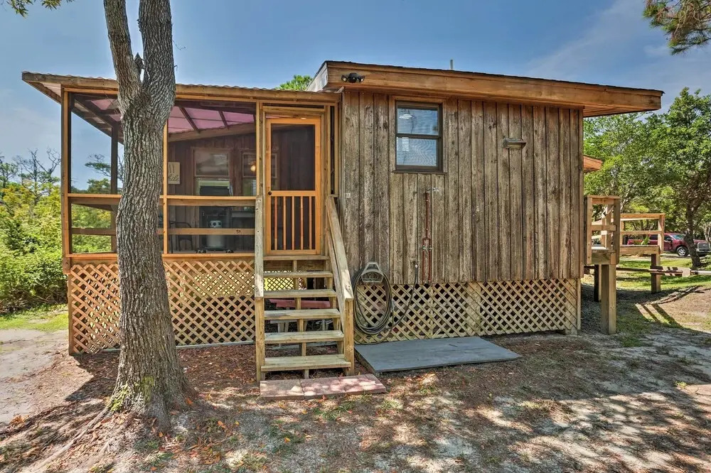 Outer Banks Island Cottage - 1 Mi to Frisco Beach!