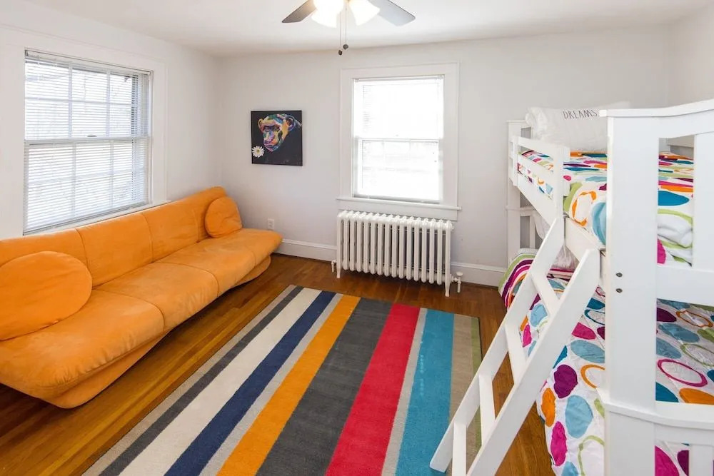 23rd Street White House 4 Bedrooms 2 Bathrooms Home