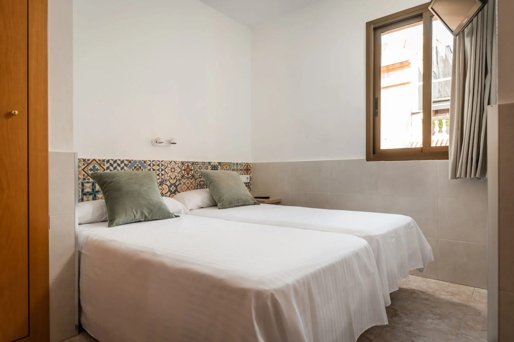 Hostal Baler