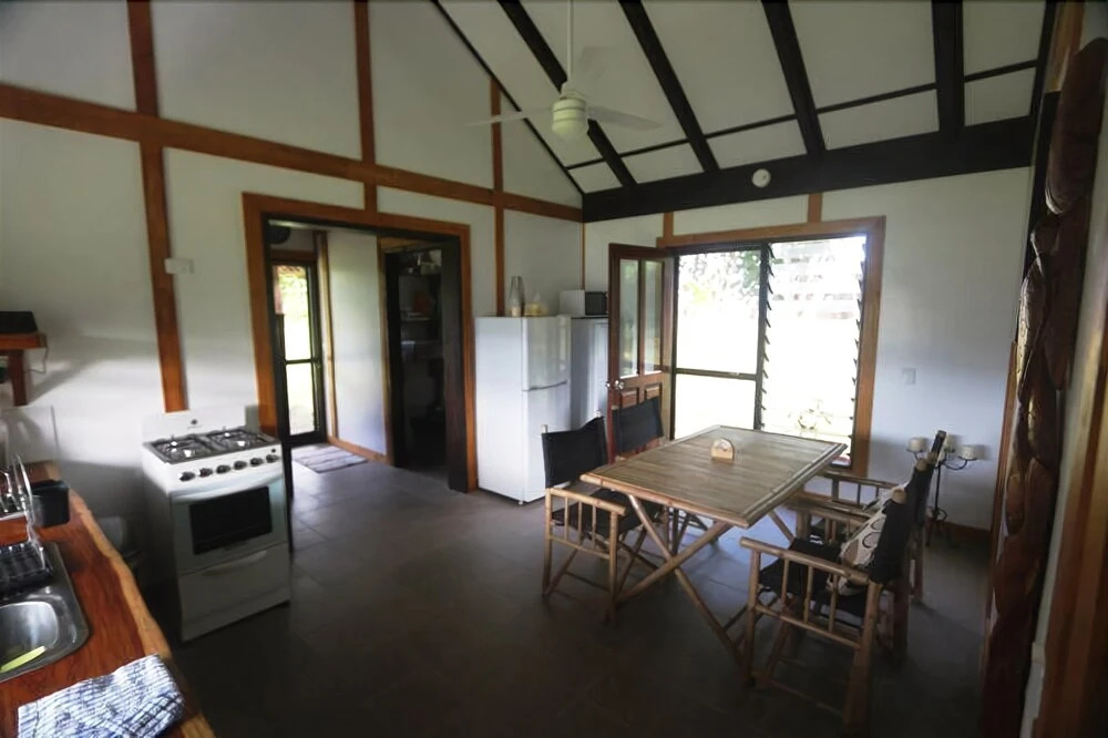 Island View Cottages