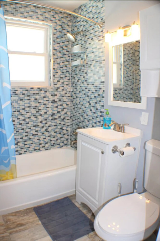 Blue Wave #46309 - 3 Br Home