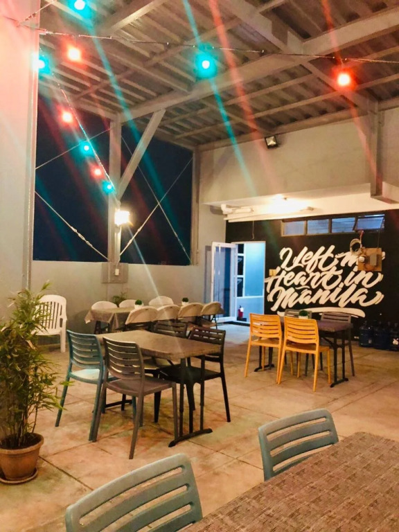 Hometown Hotel Makati - Edsa