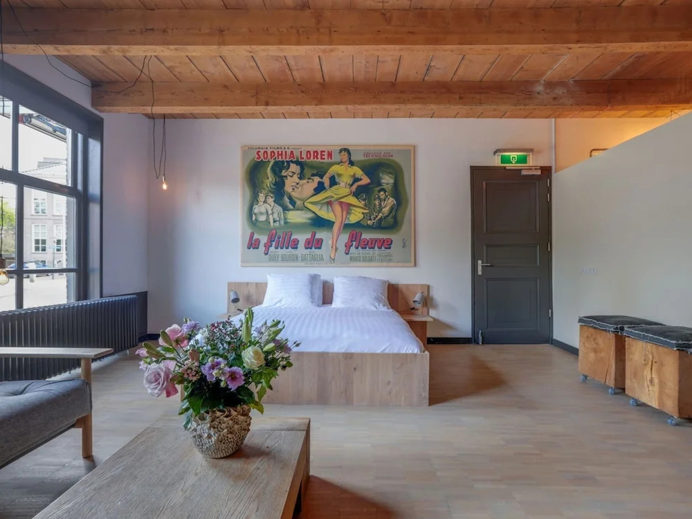 Inn in Ternaard near Heritage