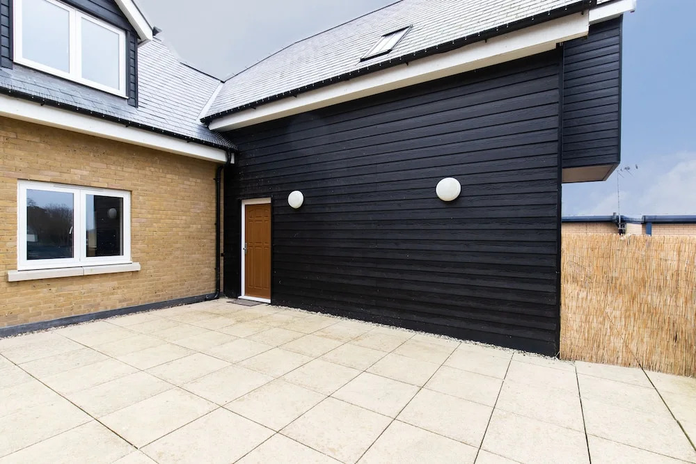 Velvet 2-bedroom Apartment Brewery Road