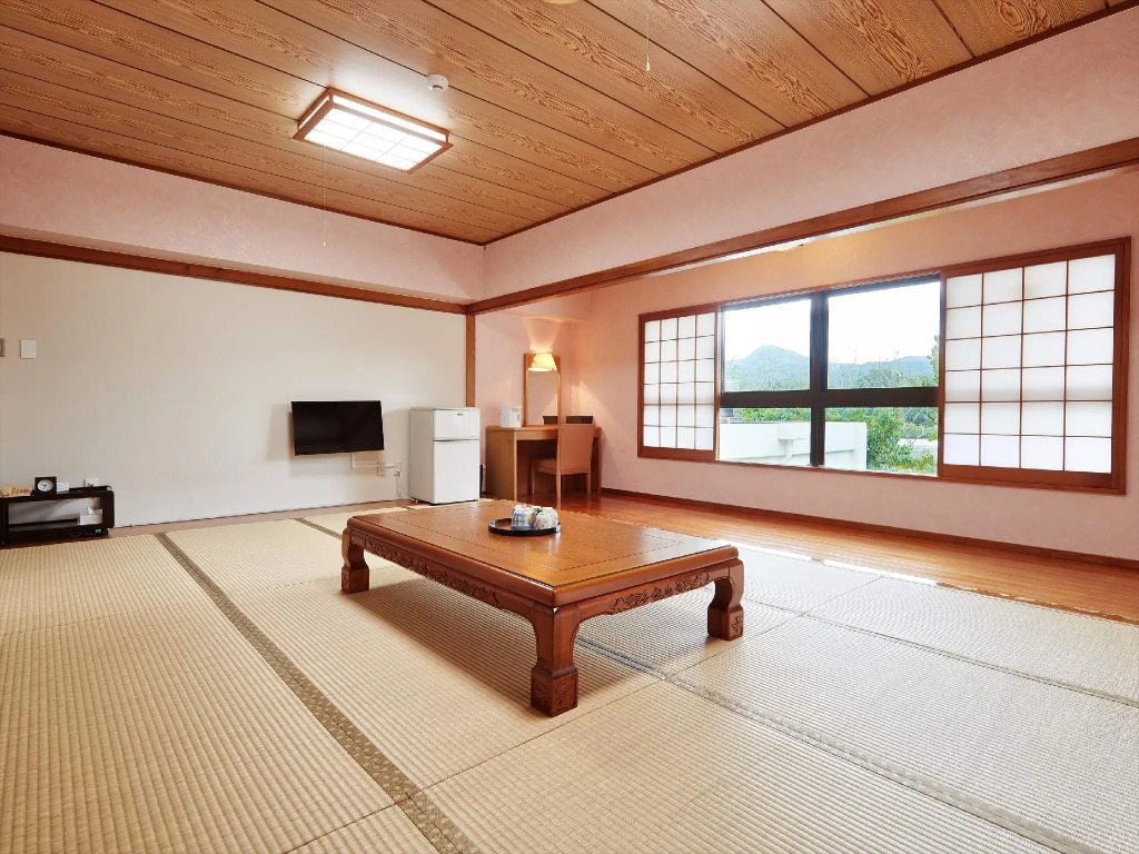 Lit Hotel NAKIJIN