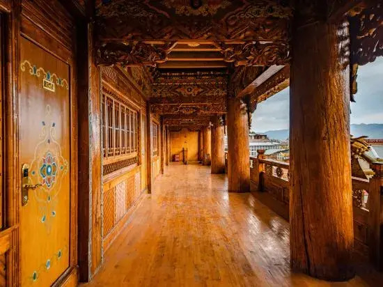 Shangri-La Toast House Hotel