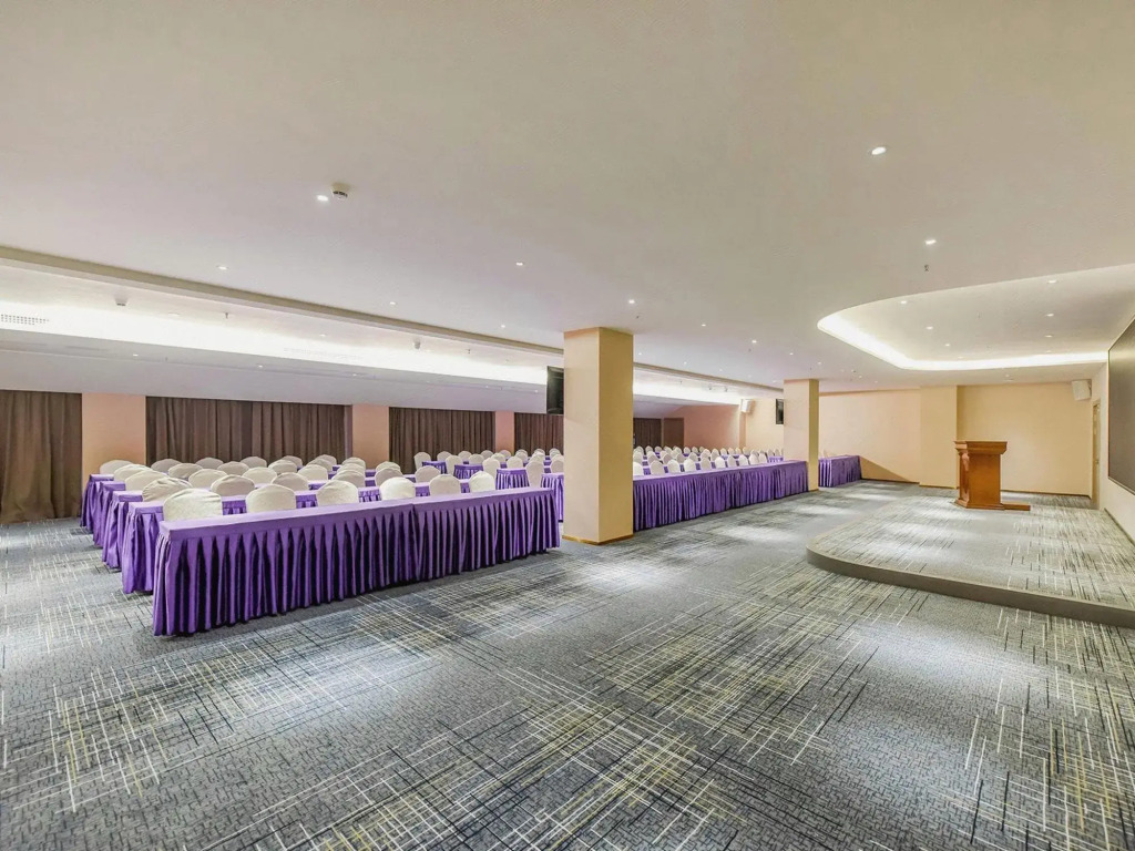 Lavande Hotels（Bishan Subway Station  Yuquan Lake Park Branch）