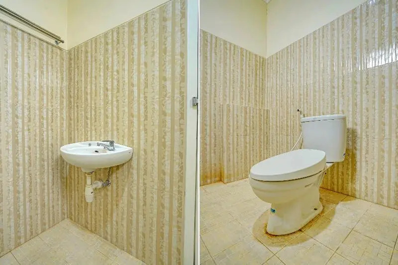 OYO 90177 Hotel Pahlawan