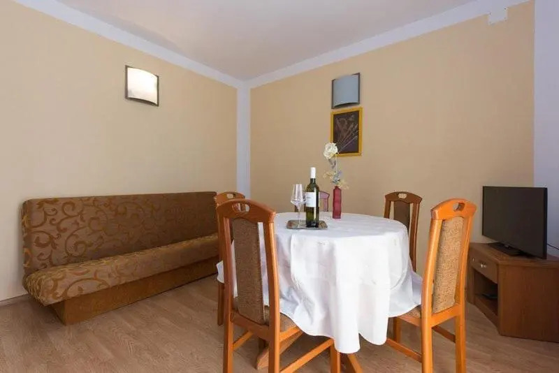 Marija F4 Apartment