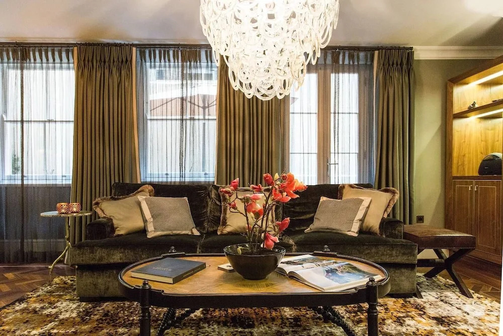 Exclusive 2BR Apartment In Covent Garden With Patio