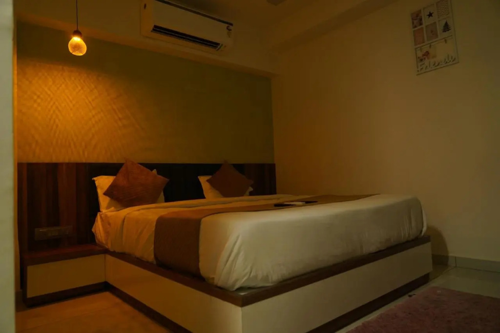 Hotel Rest & View