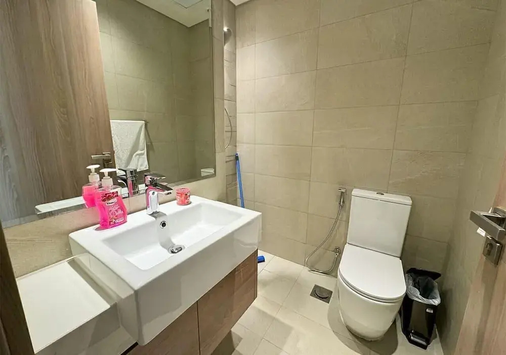 Spacious 3BR in Azizi Riviera by Bespoke