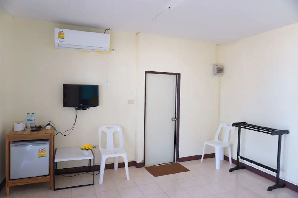 Yaravee Beach and Resort