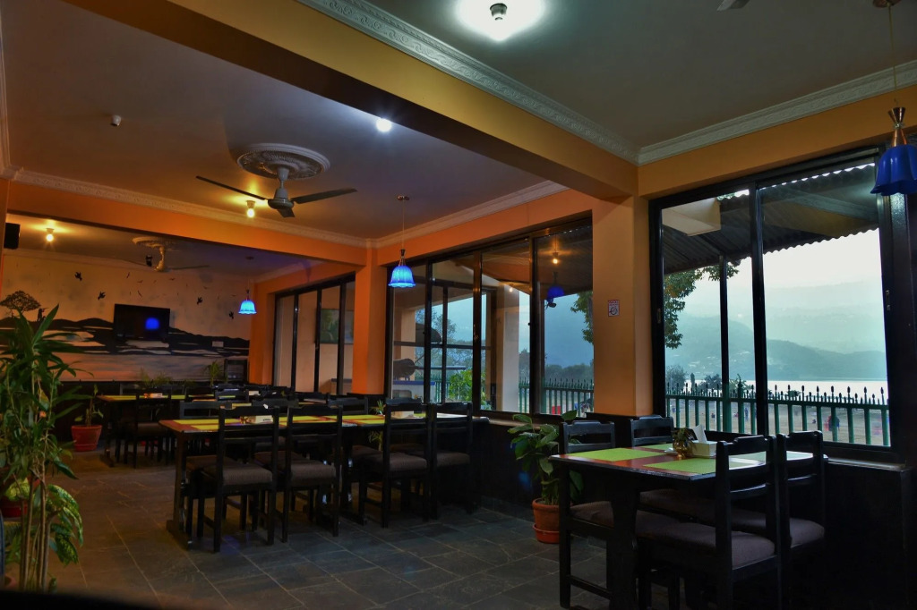 Hotel Peace Plaza