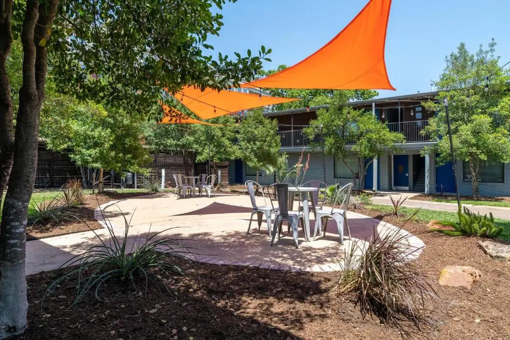 Abode Houston - Norfolk