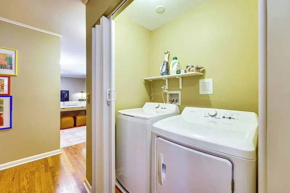2 Mi to U of A: Centrally Located Home w/ Patio!