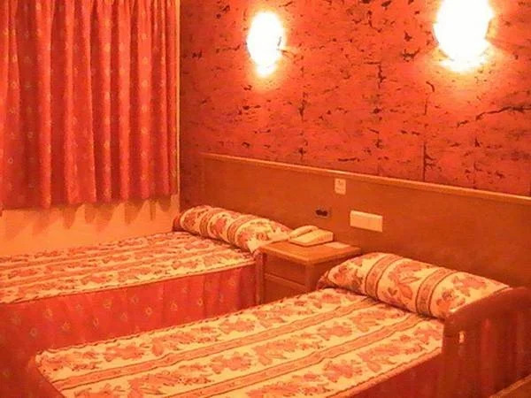 Hostal Ya
