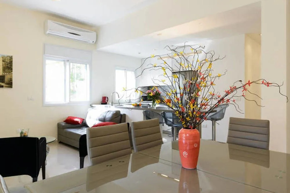 Comfort Family Apartment near Beach by FeelHome