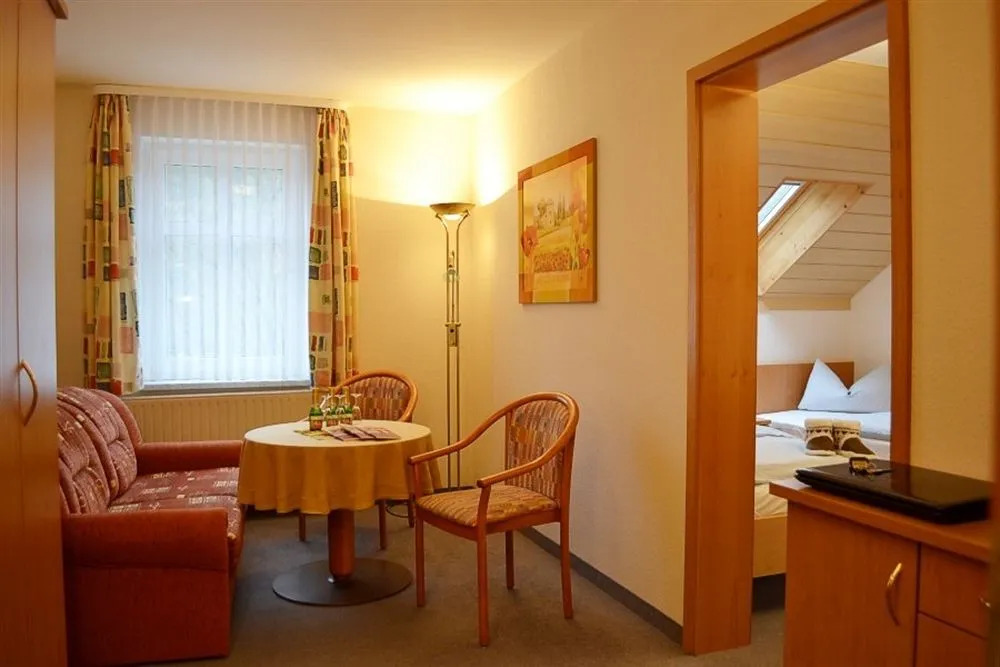 Hotel-Pension Vier Jahreszeiten